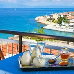 Hotel Athanasia *